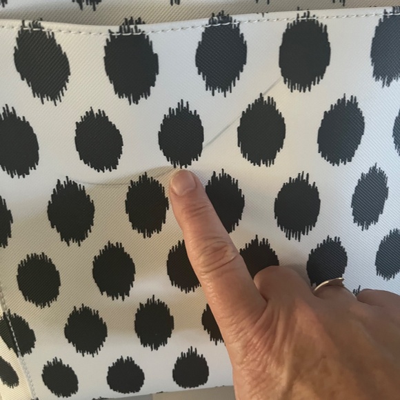 Kate Spade Black and White Ikat Riley Tote - Picture 11 of 14